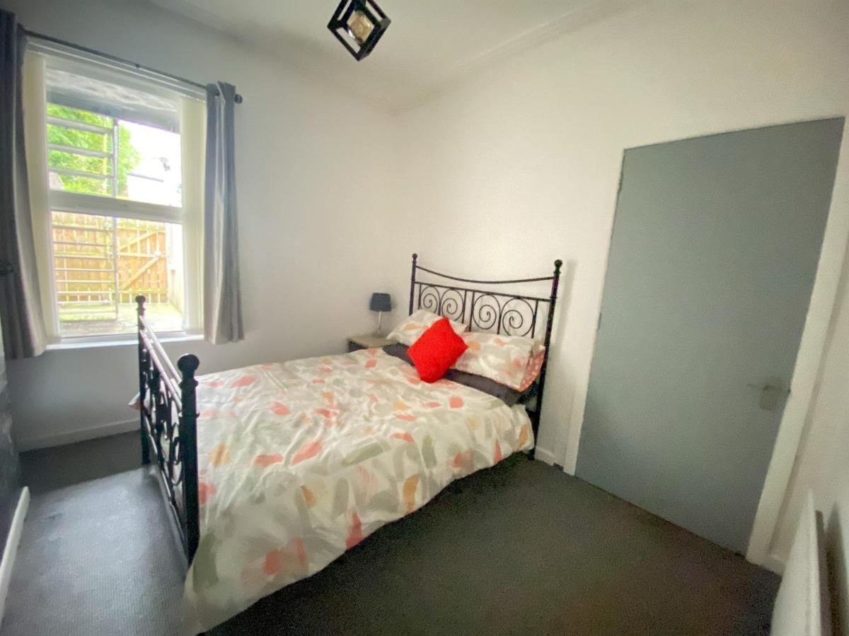 Cheap & Cheerful Apartment Near Bangor Marina Esterno foto