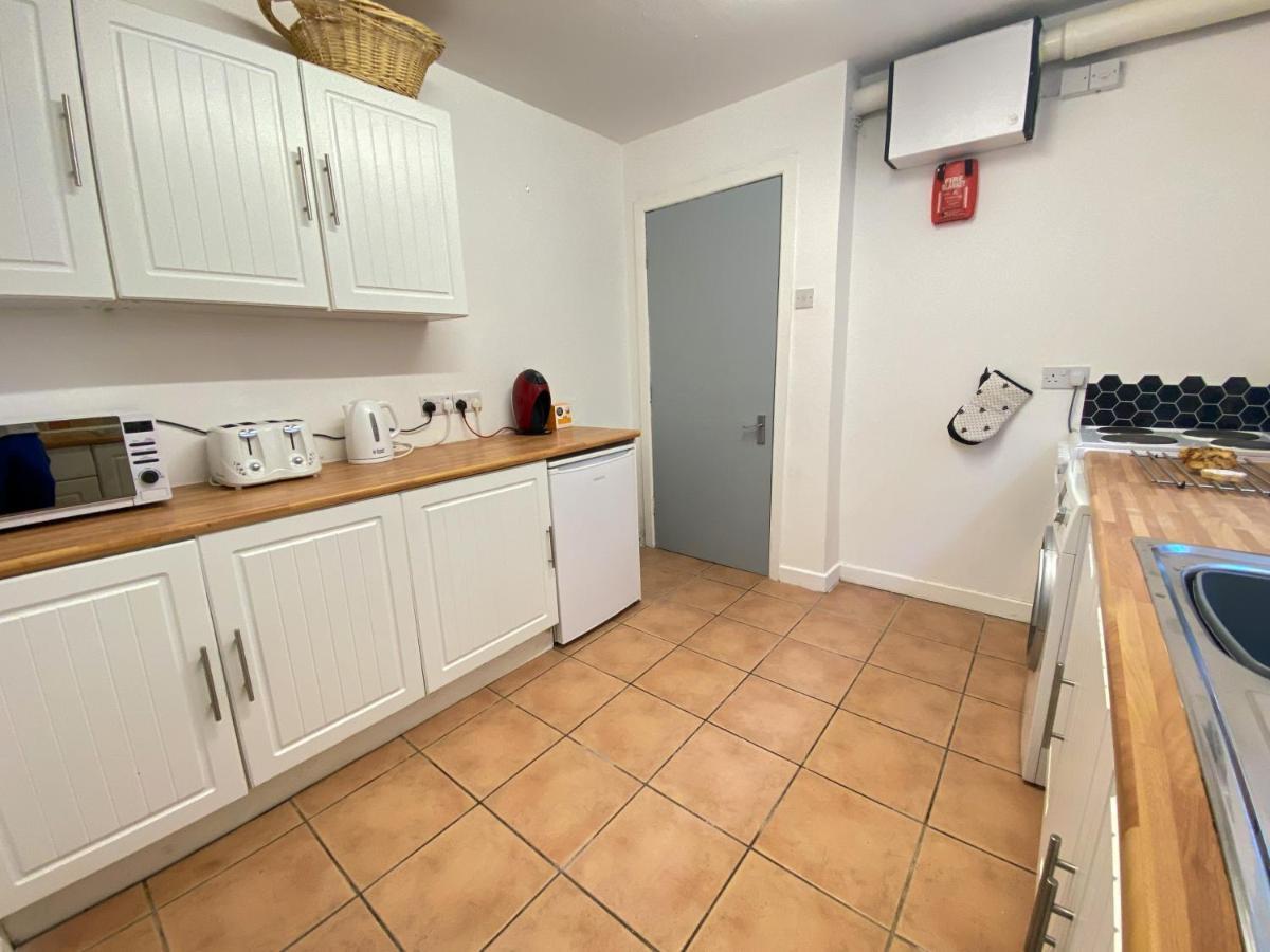 Cheap & Cheerful Apartment Near Bangor Marina Esterno foto